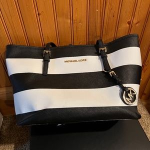 Michael Kors Tote